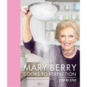 Mary Berry Cooks to Perfection