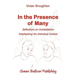 In the Presence of Many: Reflections on Constellations Emphasising the Individual Context