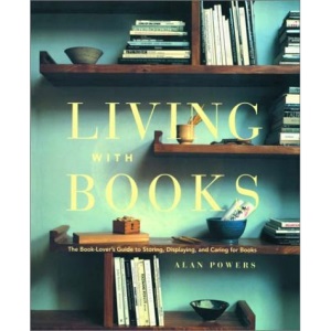 Living with Books (Tr)