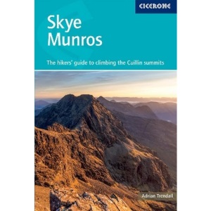 Skye Munros: The walker and #039;s guide to b...