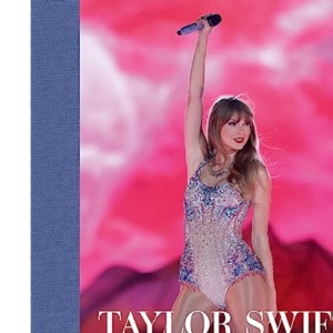 Taylor Swift: and the clothes she wears (the clothes they wear)