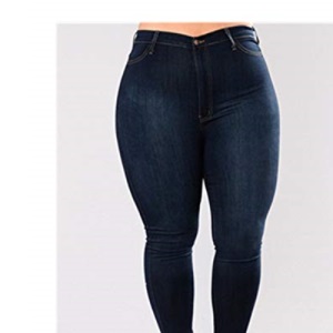 It's a Pleasure: It's Smiths - A Pictorial History of Smiths Imperial Coaches