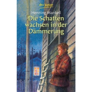 Die Schatten wachsen in der Dämmerung.