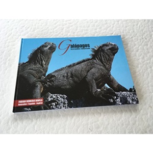 Galapagos Along the Path / Por el Sendero